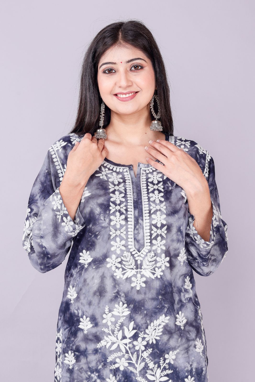 Women Embroidered Cotton Silk Straight Kurta (blue,l)